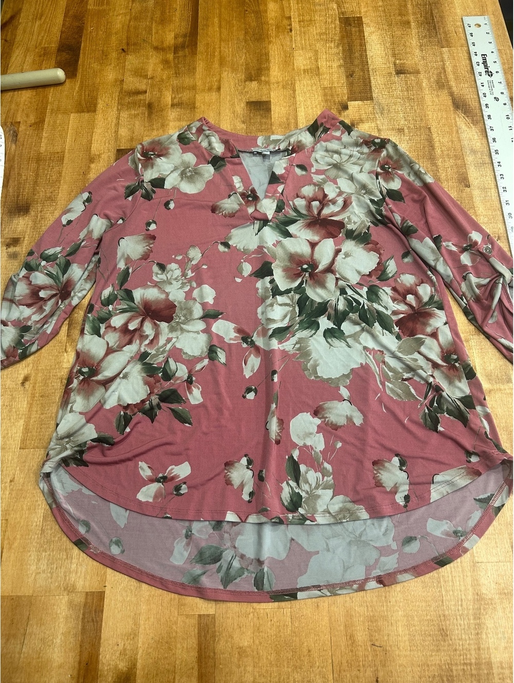 White Birch XL Floral V-Neck Blouse